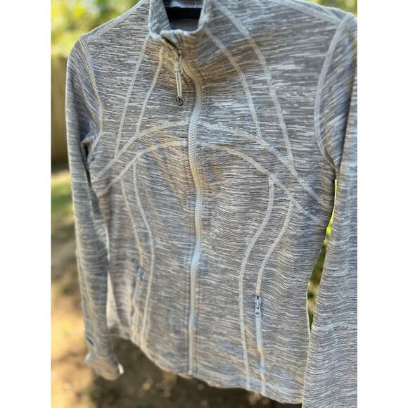 Lululemon Define Full Zip Jacket Size 6 - Picture 3 of 10